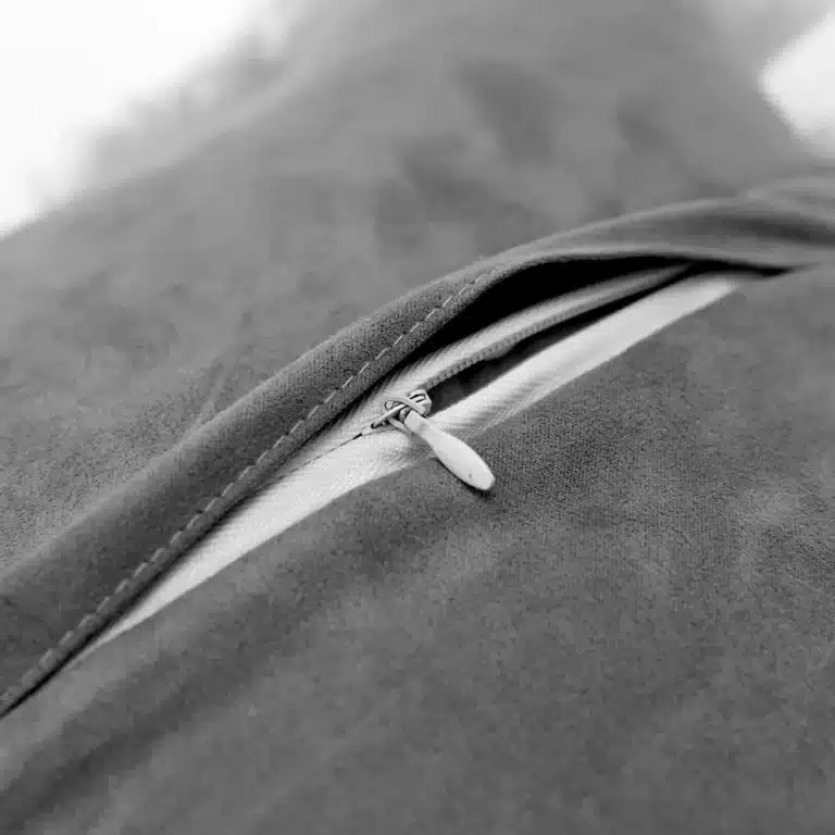 Coussin pilou pilou canapé 5