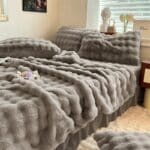 rabbit-faux-fur-blanket-blanket (9)