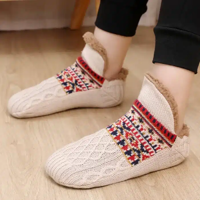 Chaussettes d'intérieur fourrées 17