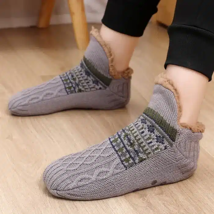 Chaussettes d'intérieur fourrées 18