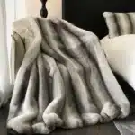 Plaid fausse fourrure gris 1