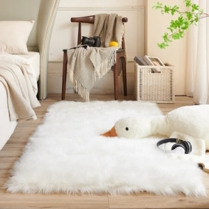 Tapis blanc tout doux