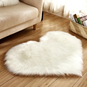 Tapis coeur blanc
