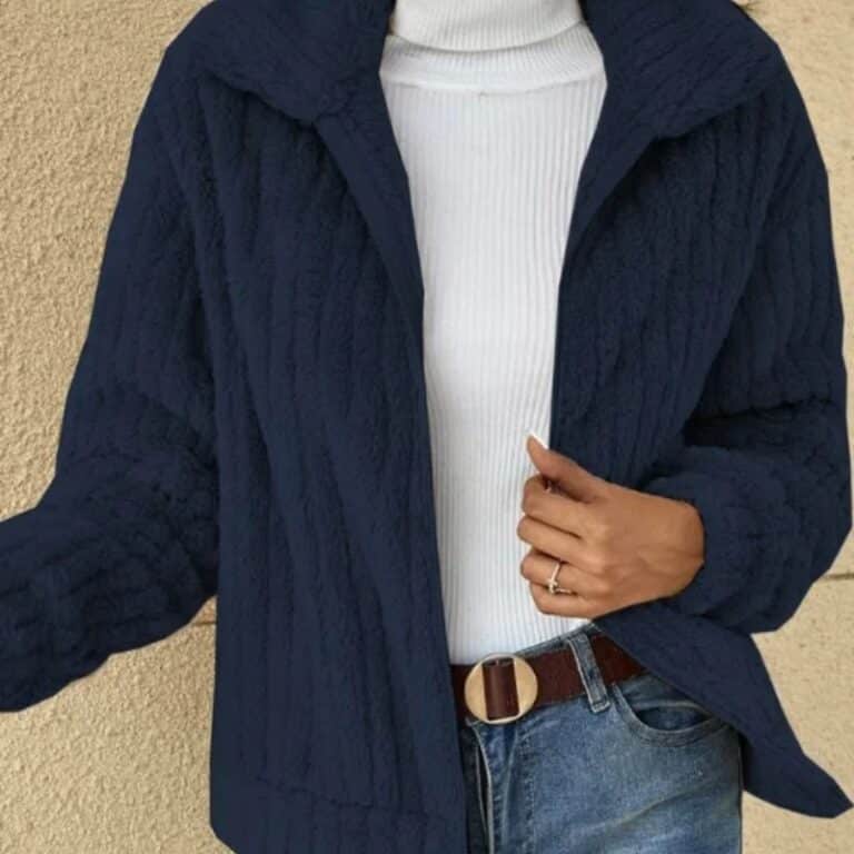 navyblue Cropped (1)