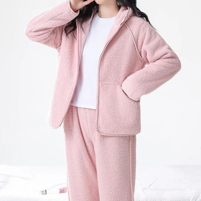 S6c55420f7a41444cb4d7d27c57047d3 (1)