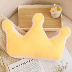 Coussin en forme de couronne moumoute